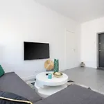 Malibu - Swietojanska Centrum -