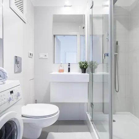 Malibu - Swietojanska Centrum - Praia Apartment Gdynia