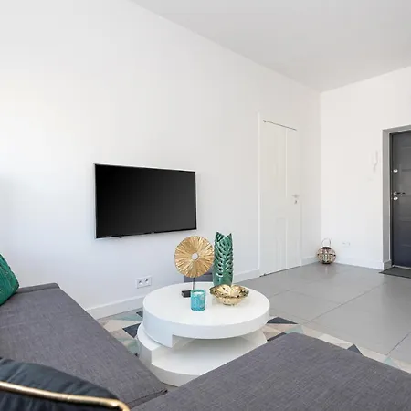 Malibu - Swietojanska Centrum -